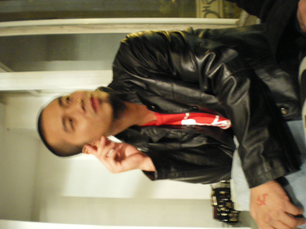 Photographic documentation of RYLLEGA Berlin (Nguyen Anh Tuan at the Volksbühne Berlin, 19 September 2008)